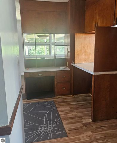 5640 W Houghton Lake Road, Lake City, MI 49651