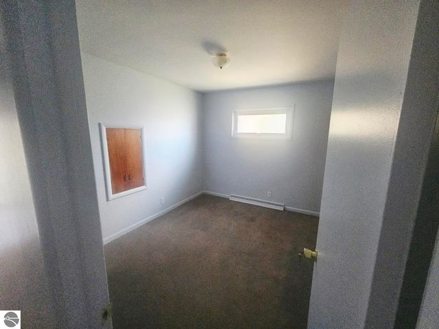 5640 W Houghton Lake Road, Lake City, MI 49651