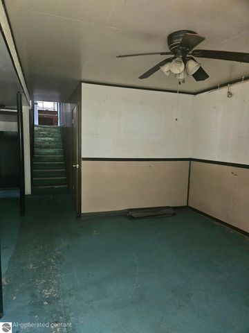 5640 W Houghton Lake Road, Lake City, MI 49651