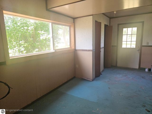 5640 W Houghton Lake Road, Lake City, MI 49651