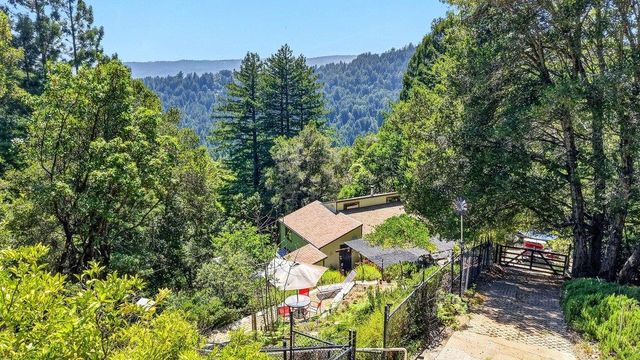 12040 Madrone Avenue, Felton, CA 95018