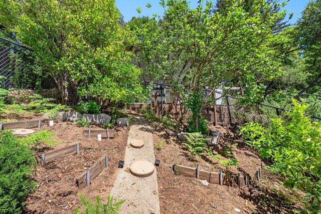 12040 Madrone Avenue, Felton, CA 95018