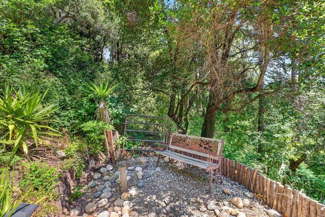 12040 Madrone Avenue, Felton, CA 95018