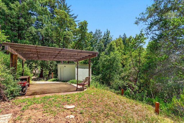 12040 Madrone Avenue, Felton, CA 95018