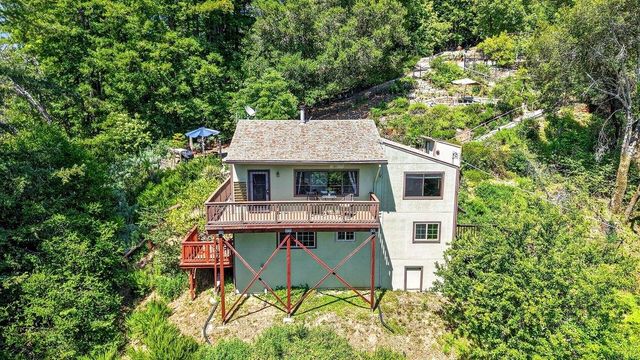 12040 Madrone Avenue, Felton, CA 95018