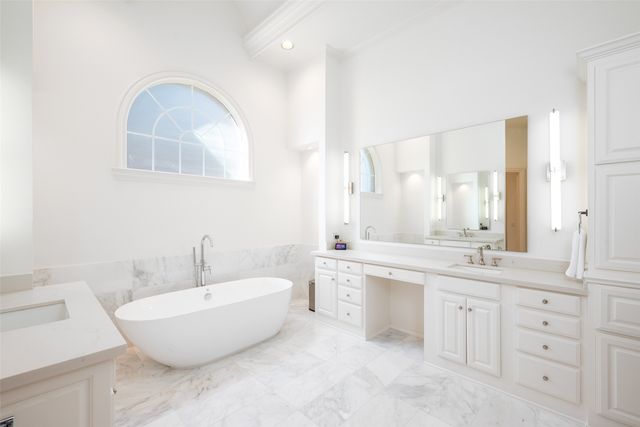 6631 Meadow Road, Dallas, TX 75230