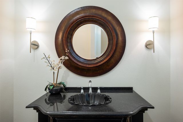 6631 Meadow Road, Dallas, TX 75230