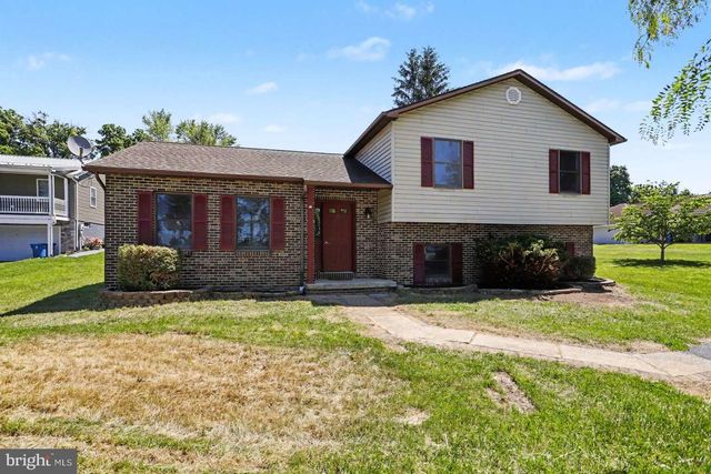 16 WADSWORTH DR, East Berlin, PA 17316