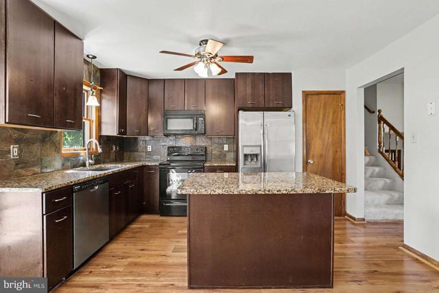 16 WADSWORTH DR, East Berlin, PA 17316