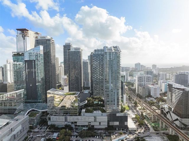 88 SW 7th St 2709, Miami, FL 33130