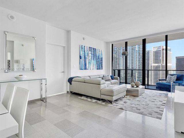 88 SW 7th St 2709, Miami, FL 33130