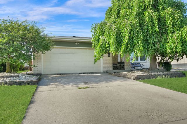 6528 157th Street, Oak Forest, IL 60452