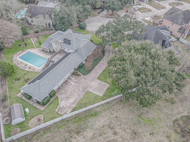 623 Fox Hollow Lane, Pasadena, TX 77504