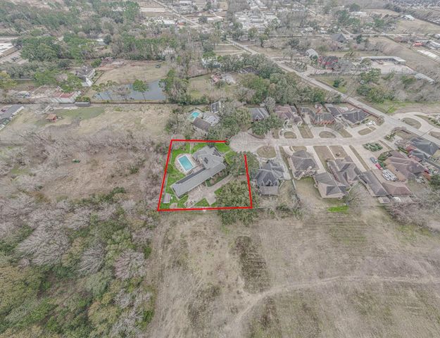 623 Fox Hollow Lane, Pasadena, TX 77504