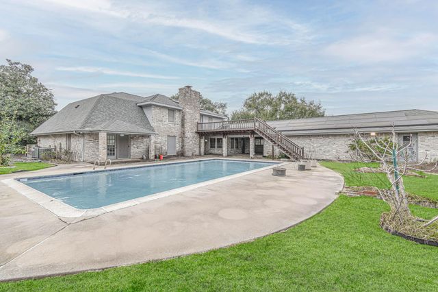 623 Fox Hollow Lane, Pasadena, TX 77504