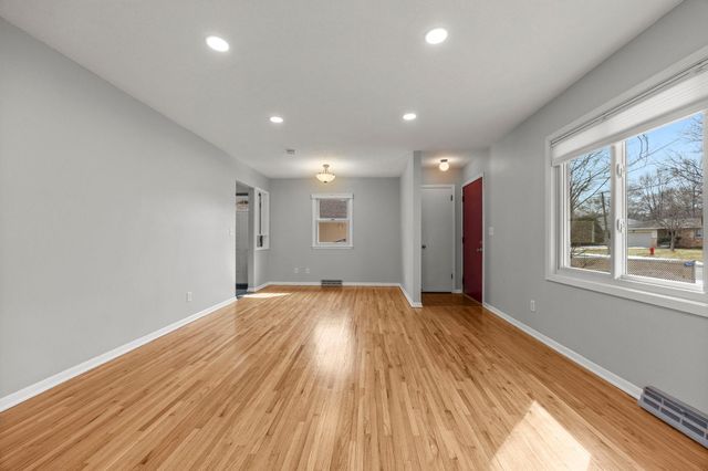 9917 Pillsbury Avenue S, Bloomington, MN 55420