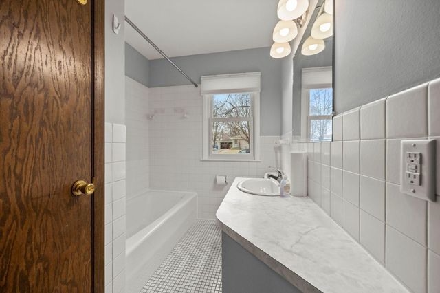 9917 Pillsbury Avenue S, Bloomington, MN 55420