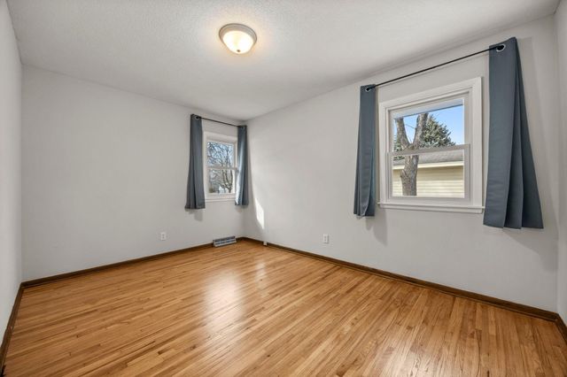 9917 Pillsbury Avenue S, Bloomington, MN 55420