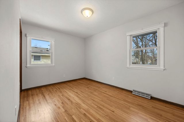 9917 Pillsbury Avenue S, Bloomington, MN 55420