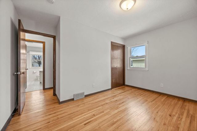 9917 Pillsbury Avenue S, Bloomington, MN 55420