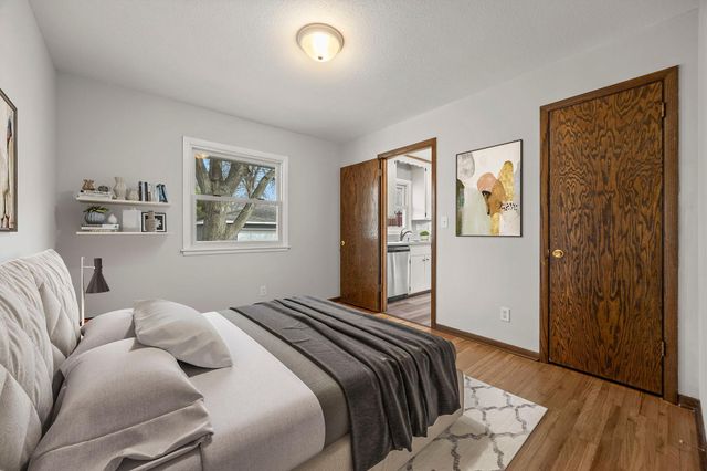 9917 Pillsbury Avenue S, Bloomington, MN 55420