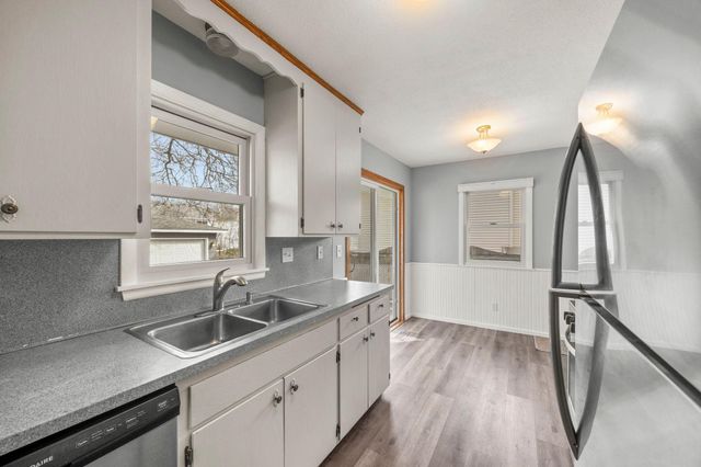 9917 Pillsbury Avenue S, Bloomington, MN 55420