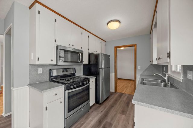 9917 Pillsbury Avenue S, Bloomington, MN 55420