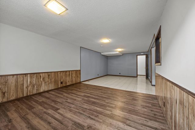 9917 Pillsbury Avenue S, Bloomington, MN 55420