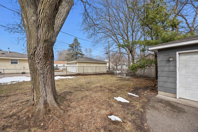 9917 Pillsbury Avenue S, Bloomington, MN 55420