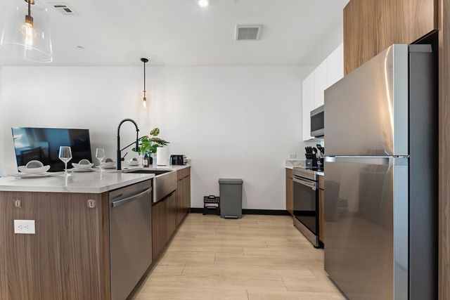 600 Broadway 505, Everett, MA 02149