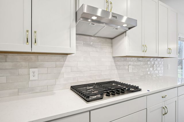 116 Vanguard Drive, La Vergne, TN 37086