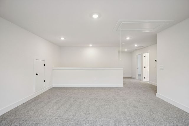 116 Vanguard Drive, La Vergne, TN 37086