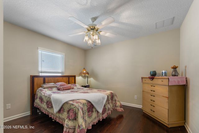 4730 PINE LAKE Drive, Middleburg, FL 32068