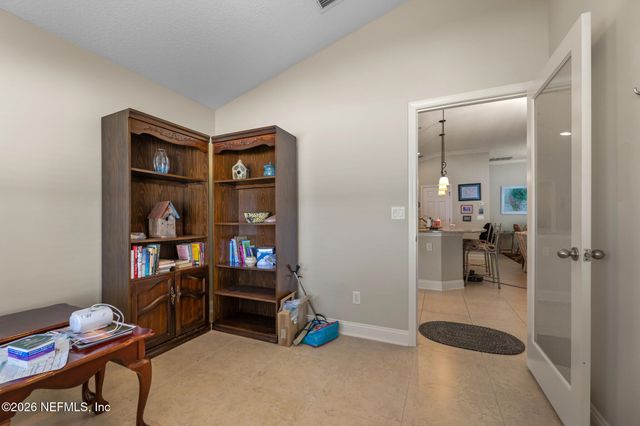 4730 PINE LAKE Drive, Middleburg, FL 32068