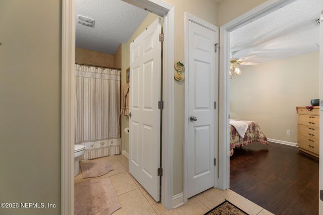 4730 PINE LAKE Drive, Middleburg, FL 32068