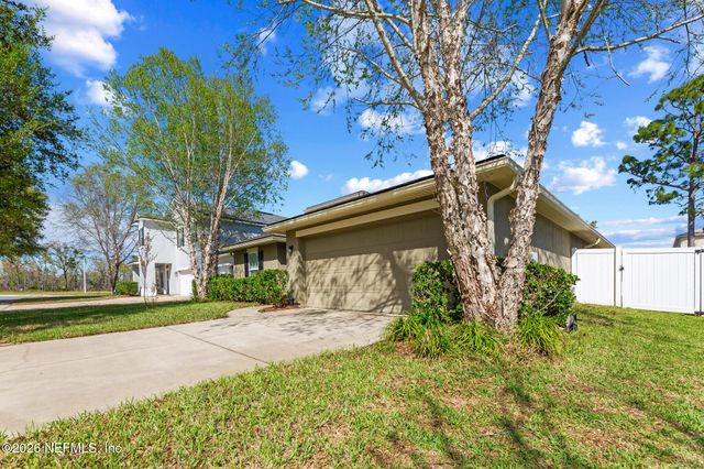 4730 PINE LAKE Drive, Middleburg, FL 32068