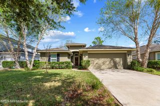4730 PINE LAKE Drive, Middleburg, FL 32068
