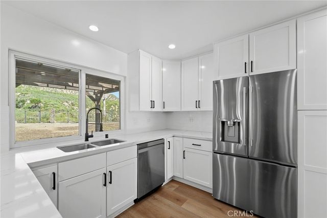 13047 Garris, Granada Hills, CA 91344