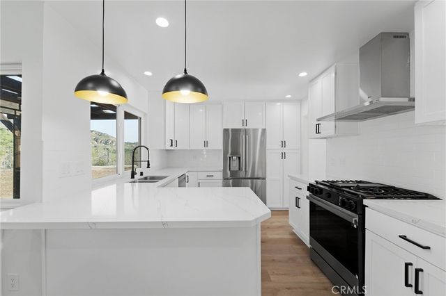 13047 Garris, Granada Hills, CA 91344