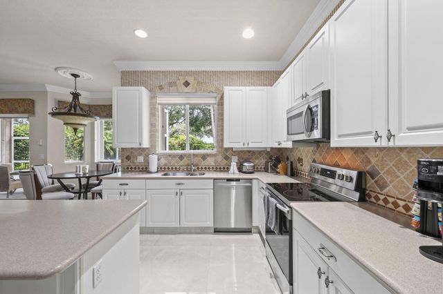4461 Mariners Cove Drive, Wellington, FL 33449