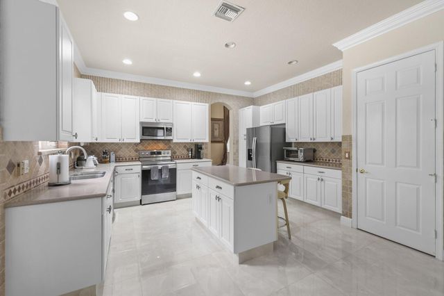 4461 Mariners Cove Drive, Wellington, FL 33449