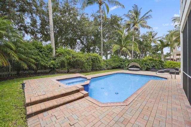 4461 Mariners Cove Drive, Wellington, FL 33449