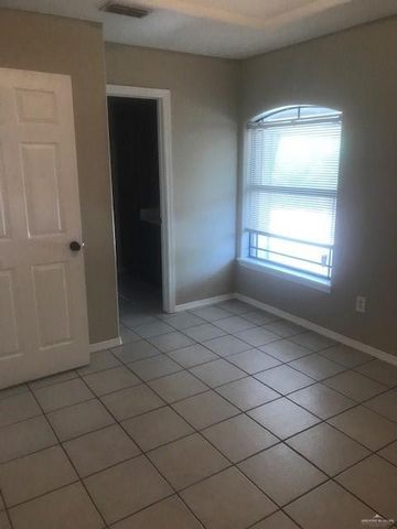 1304 E Quail Street, Pharr, TX 78577