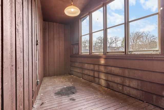 5403 Mcfarland Road, Loves Park, IL 61111