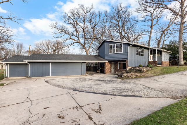 5403 Mcfarland Road, Loves Park, IL 61111