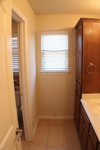 8224 Summerview Court, Fort Worth, TX 76123
