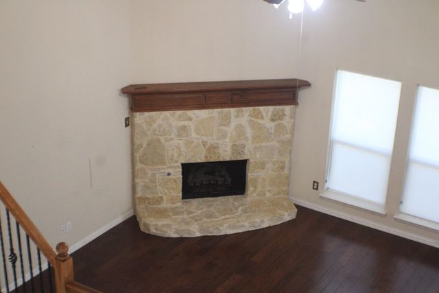 8224 Summerview Court, Fort Worth, TX 76123