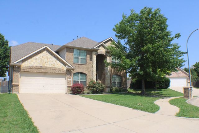 8224 Summerview Court, Fort Worth, TX 76123