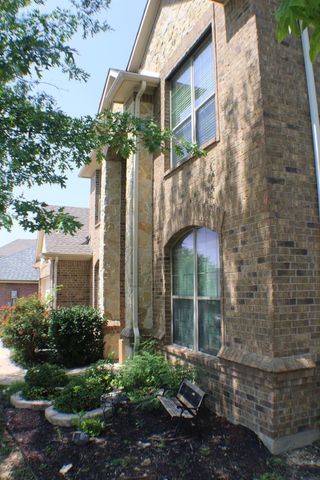8224 Summerview Court, Fort Worth, TX 76123