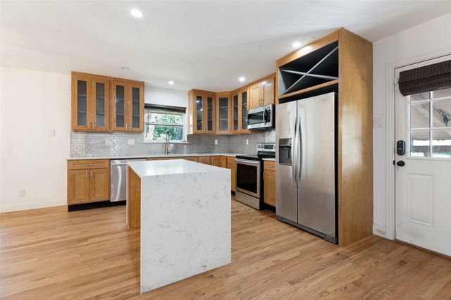 3202 Coronado Street, Irving, TX 75062